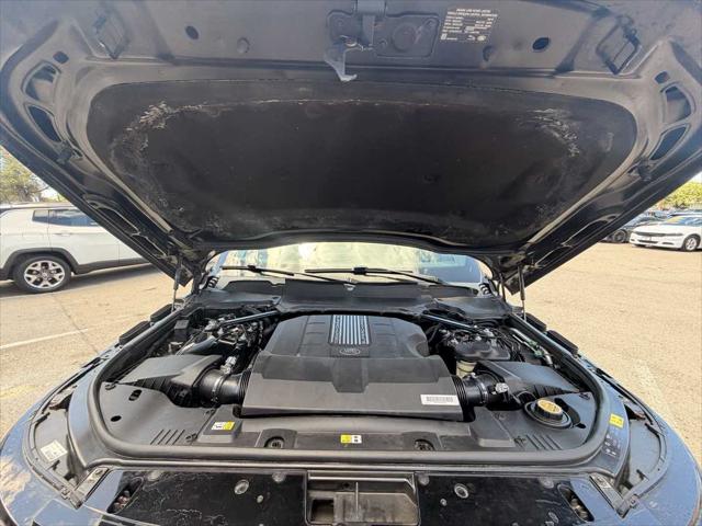2020 Land Rover Range Rover P525 HSE