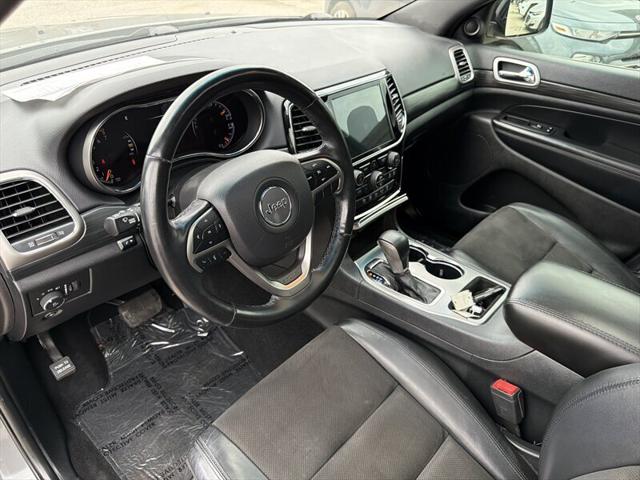 2020 Jeep Grand Cherokee Altitude 4x2