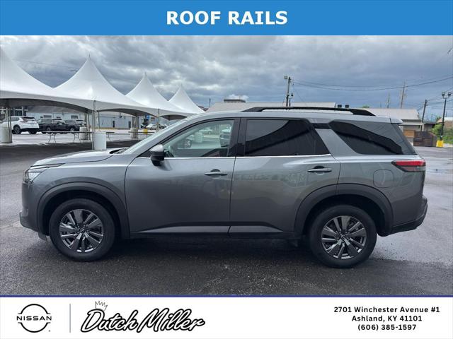 2025 Nissan Pathfinder SV 4WD