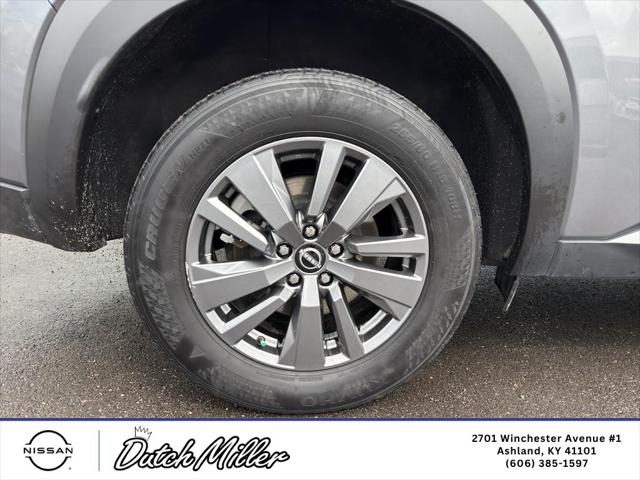 2025 Nissan Pathfinder SV 4WD