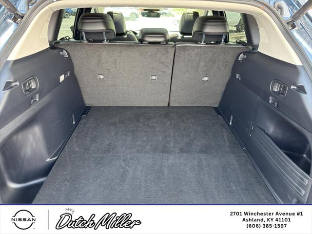 2025 Mazda CX-50 Hybrid Premium Package