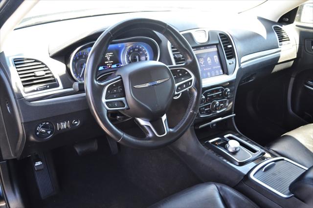 2022 Chrysler 300 Touring L AWD