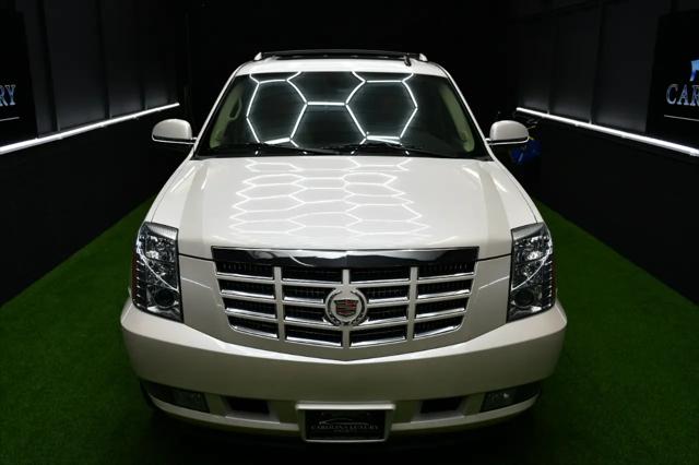 2009 Cadillac Escalade EXT Standard