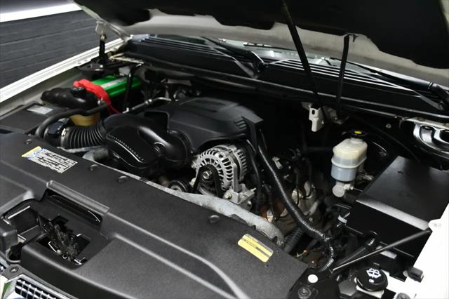 2009 Cadillac Escalade EXT Standard