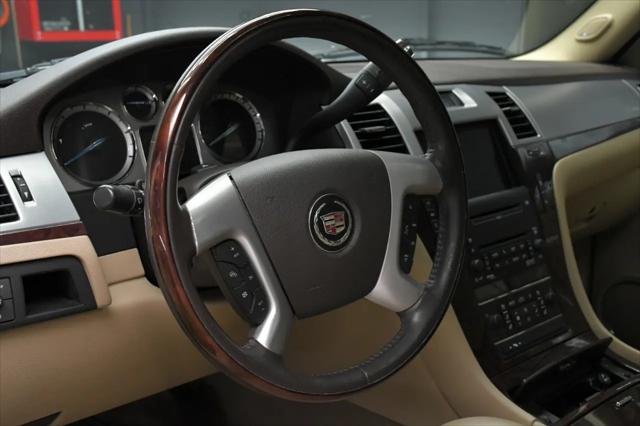 2009 Cadillac Escalade EXT Standard