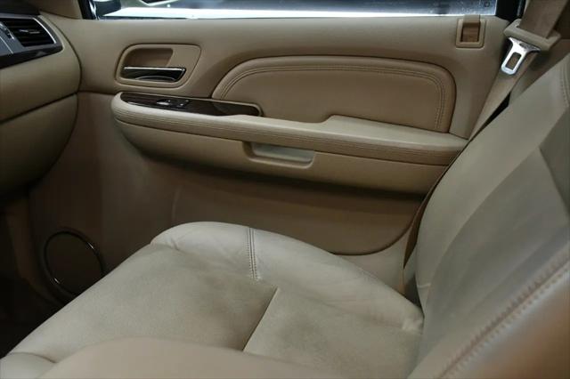 2009 Cadillac Escalade EXT Standard