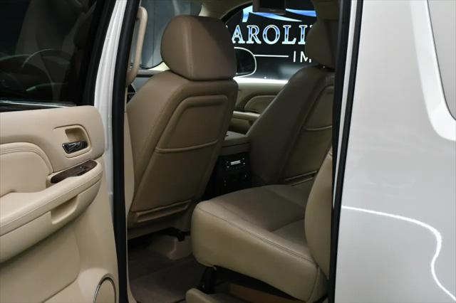 2009 Cadillac Escalade EXT Standard