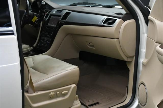 2009 Cadillac Escalade EXT Standard