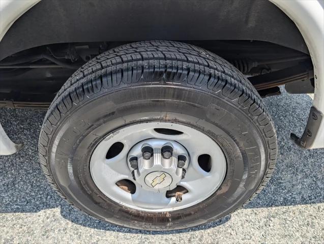 2011 Chevrolet Express LS