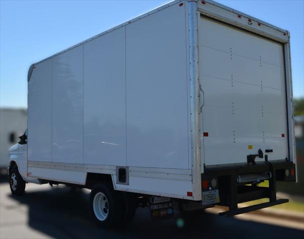 2025 Ford E-450 Cutaway Base