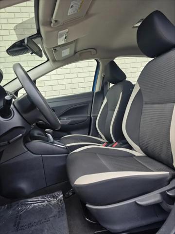 2021 Nissan Versa SV Xtronic CVT