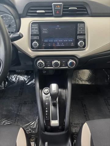 2021 Nissan Versa SV Xtronic CVT