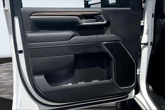 2025 Chevrolet Silverado 2500HD 4WD Crew Cab Standard Bed LT