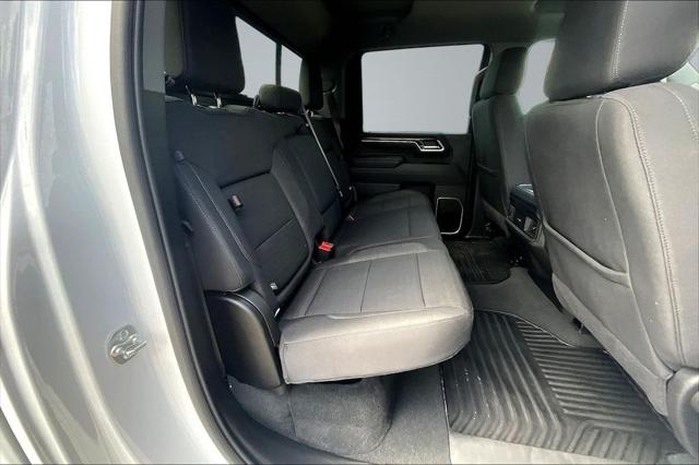 2025 Chevrolet Silverado 2500HD 4WD Crew Cab Standard Bed LT