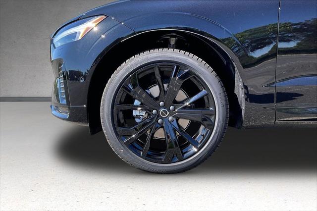 2026 Volvo XC60 B5 Ultra Black Edition