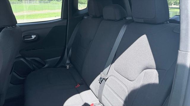 2021 Jeep Renegade Latitude FWD