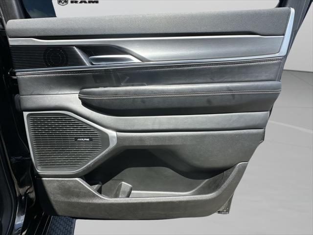 2023 Jeep Wagoneer Series II Carbide 4x4