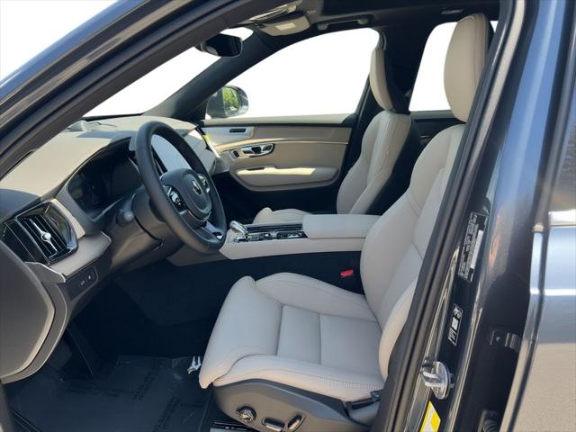 2026 Volvo XC90 Plug-In Hybrid Ultra, T8 AWD, Electric/Gasoline, Bright, 6 Seats