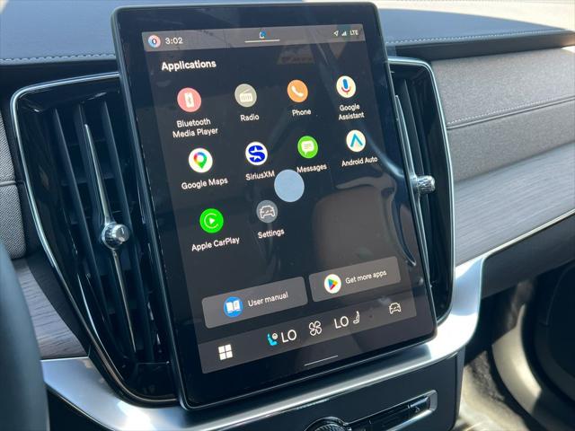 2026 Volvo XC90 Plug-In Hybrid Ultra, T8 AWD, Electric/Gasoline, Bright, 6 Seats