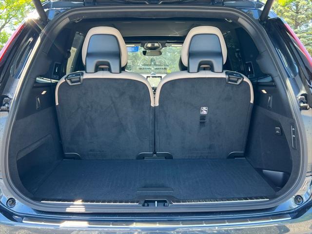 2026 Volvo XC90 Plug-In Hybrid Ultra, T8 AWD, Electric/Gasoline, Bright, 6 Seats