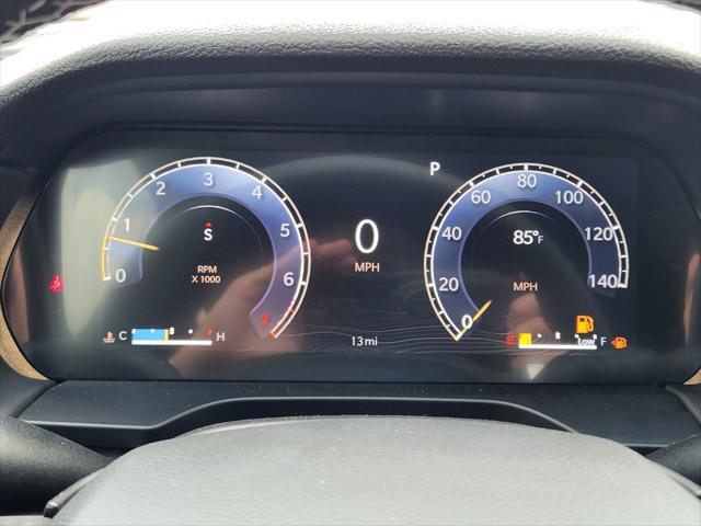 2026 Jeep Grand Cherokee Laredo 4x2