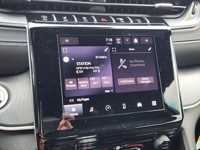 2026 Jeep Grand Cherokee Laredo 4x2