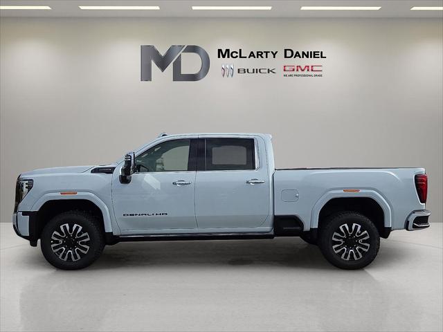 2026 GMC Sierra 2500HD Crew Cab, Standard Bed, Denali Ultimate, 4WD