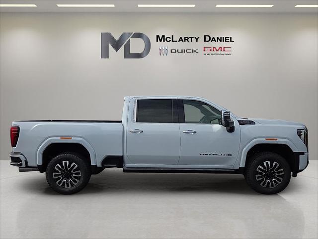 2026 GMC Sierra 2500HD Crew Cab, Standard Bed, Denali Ultimate, 4WD