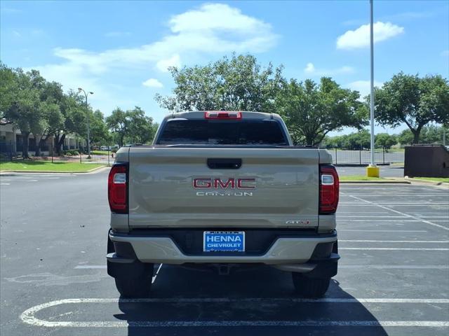 2023 GMC Canyon 4WD Crew Cab Short Box AT4