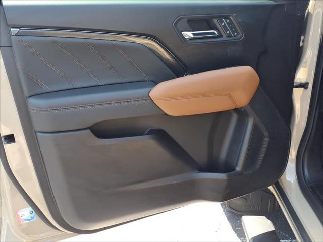 2023 GMC Canyon 4WD Crew Cab Short Box AT4