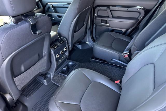 2026 Land Rover Defender P500 V8