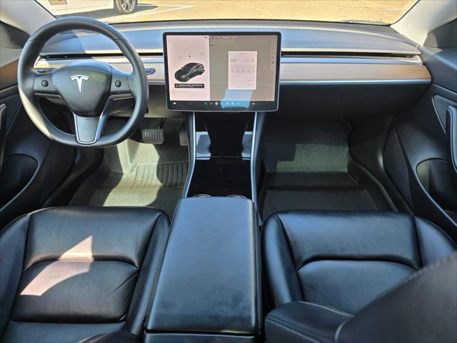 2020 Tesla Model 3 Unknown