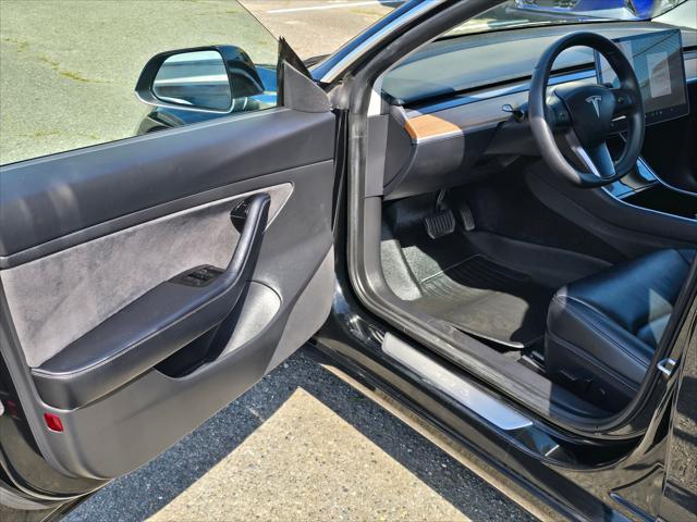 2020 Tesla Model 3 Unknown
