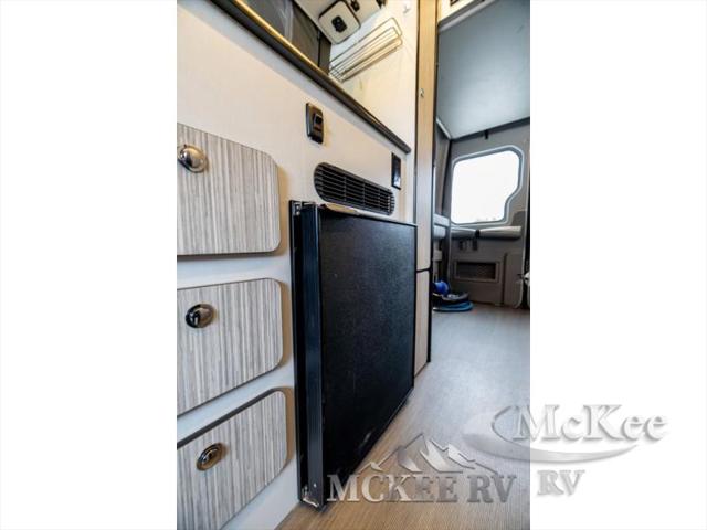 2019 Mercedes-Benz Sprinter 2500 Standard Roof V6