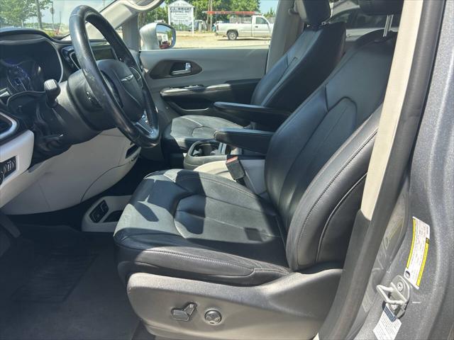 2019 Chrysler Pacifica Touring L