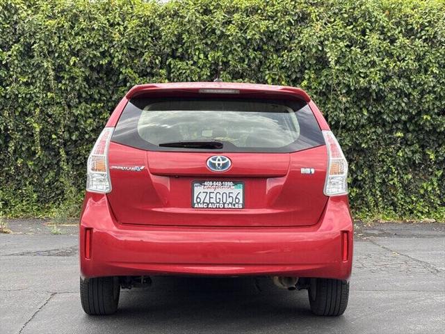 2013 Toyota Prius v Two