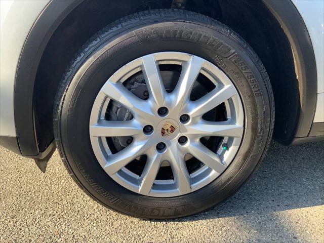 2012 Porsche Cayenne Tiptronic AWD 4dr SUV