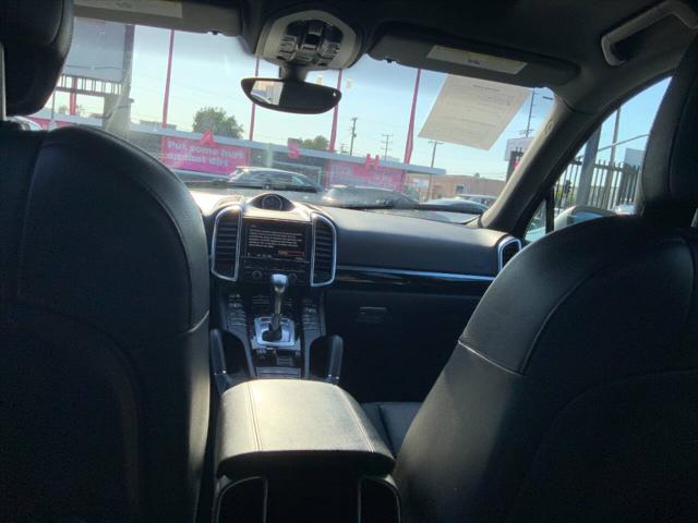 2012 Porsche Cayenne Tiptronic AWD 4dr SUV