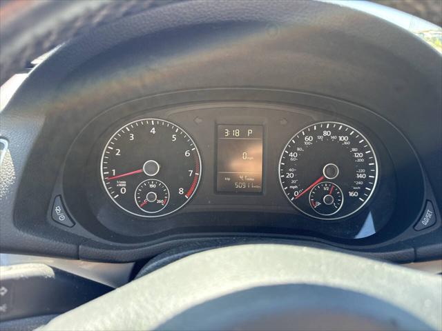 2015 Volkswagen Passat 1.8T Limited Edition