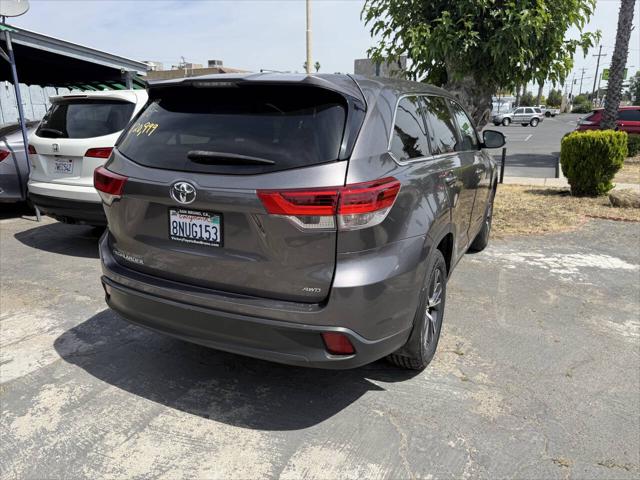 2019 Toyota Highlander LE