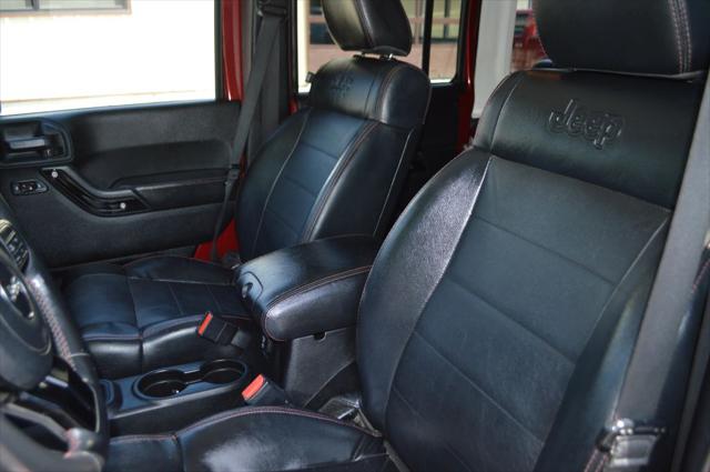 2012 Jeep Wrangler Unlimited Sahara