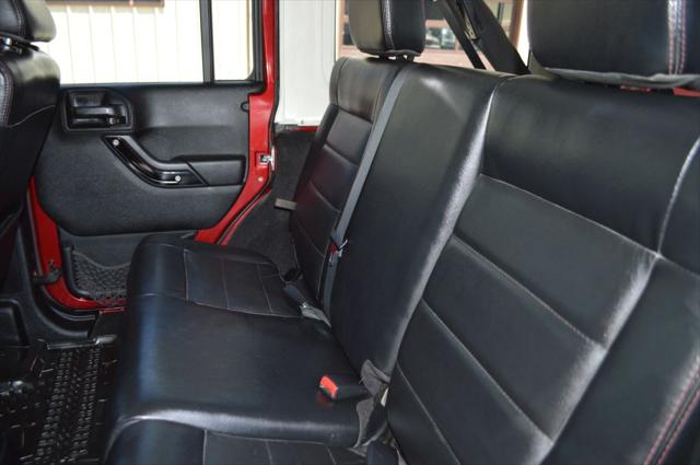 2012 Jeep Wrangler Unlimited Sahara