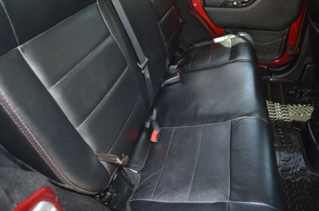 2012 Jeep Wrangler Unlimited Sahara