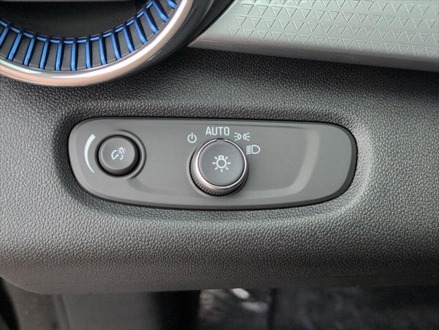 2026 Chevrolet Trax FWD LT