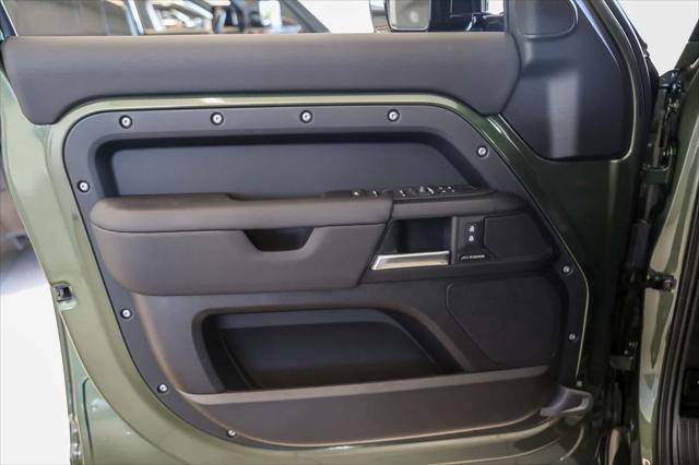 2026 Land Rover Defender P300 S