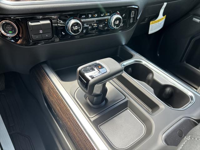 2026 GMC Sierra 1500 Crew Cab, Short Bed, Elevation, 4WD