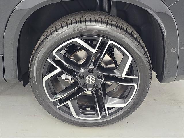 2026 Volkswagen Tiguan SEL R-Line Turbo