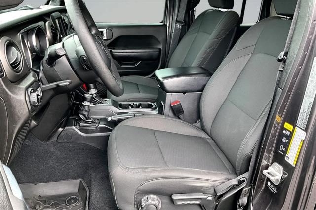 2022 Jeep Gladiator Sport