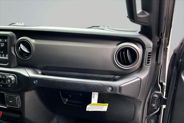 2022 Jeep Gladiator Sport