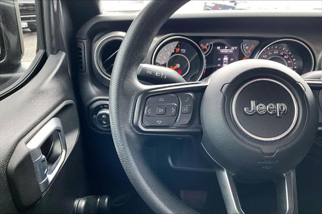 2022 Jeep Gladiator Sport